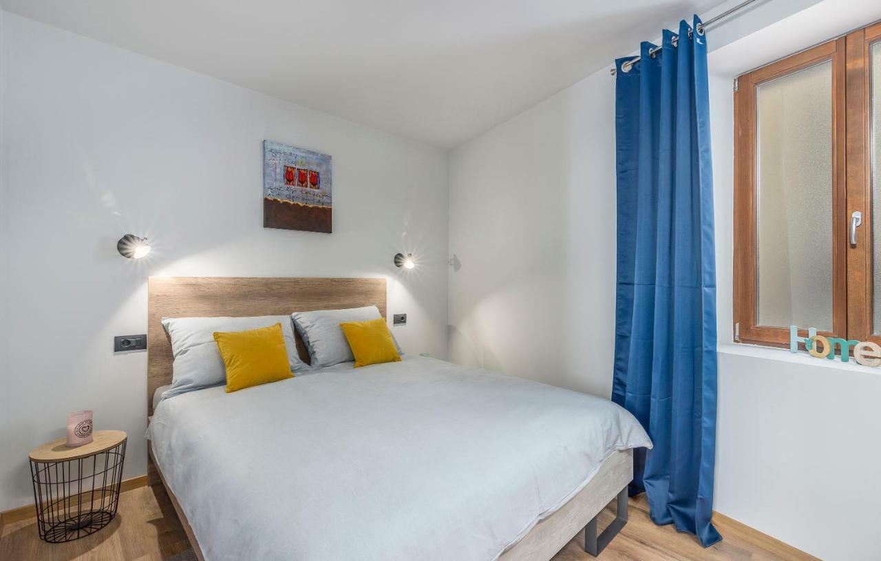 Heritage De Amicis Apartment Rovinj Extérieur photo